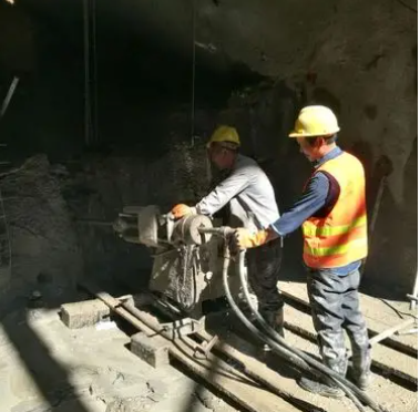 蚌山水下抗分散灌浆料特点 水下不分散注浆料介绍